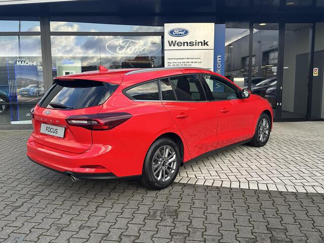 Ford FOCUS Wagon 1.0 EcoBoost Hybrid Titanium Winter Pack - ¤2.500,- Ford Voordeel