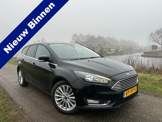 ford-focus-wagon-1.0-126-pk-titaniu