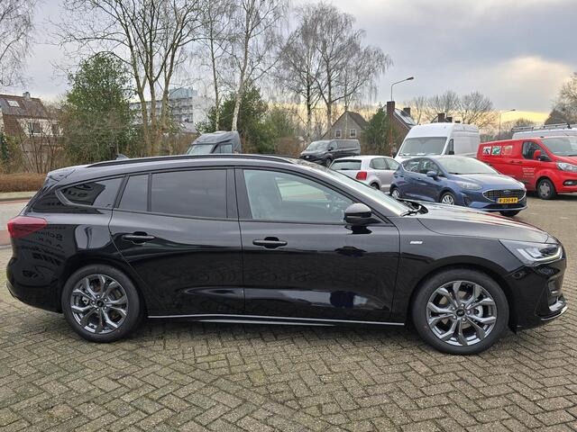 Ford FOCUS 1.0 EcoBoost Hybrid ST Line Wagon 155pk Automaat | April leverbaar | Winter Pack | Agate Black | 12.3 inch personaliseerbare Digital Cockpit | Achteruitrijcamera | Draadloos opladen mobiele telefoon | Ford Keyless Entry