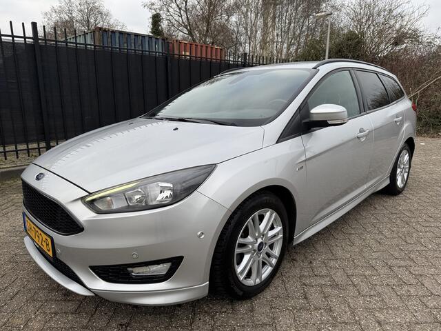 Ford FOCUS Wagon 1.0 ST-Line 6 Versn Clima/Cruise/Carplay/PDC