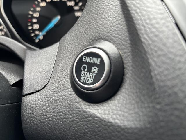 Ford FOCUS Wagon 1.0 Turbo Titanium Navigatie / Stoelverwarming / All-Seasons