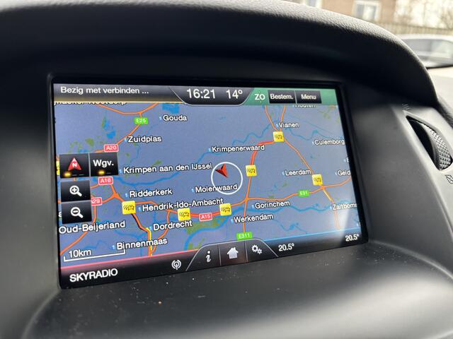 Ford FOCUS Wagon 1.0 Turbo Titanium Navigatie / Stoelverwarming / All-Seasons