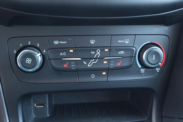 Ford FOCUS Wagon 1.0 Lease Edition NL-Auto!! Stoel+Stuurverwarming I Park-Assist