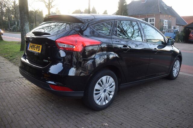 Ford FOCUS 1.0 Edition N.Distributie