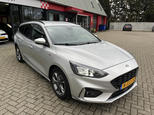 Ford FOCUS Wagon 1.0 EcoBoost Hybrid ST Line Winterpack
