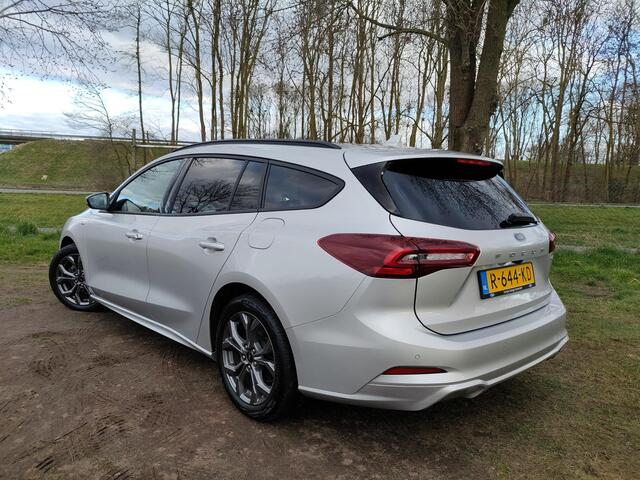 Ford FOCUS Wagon 1.0 EB Hybrid ST Line X | ADAP. CRUISE | CLIMA | NAVI | BLIS | CAMERA |