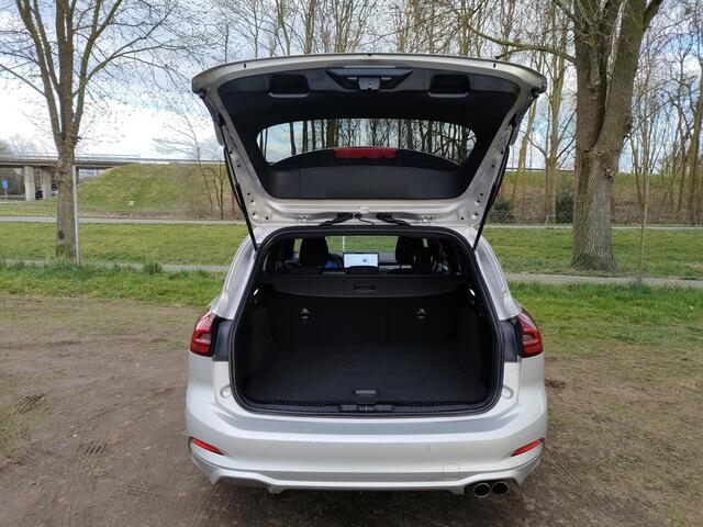 Ford FOCUS Wagon 1.0 EB Hybrid ST Line X | ADAP. CRUISE | CLIMA | NAVI | BLIS | CAMERA |