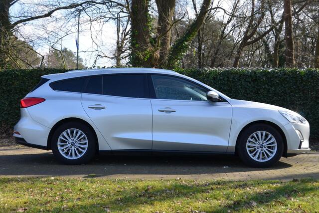 Ford FOCUS Wagon 1.0 EcoBoost Titanium Business Navi/Pdc/Ecc/Led/Stoel Stuur & ruitverwarming/Cr-Controle/Privacy-Glass/Lmv/B&O/Trekhaak
