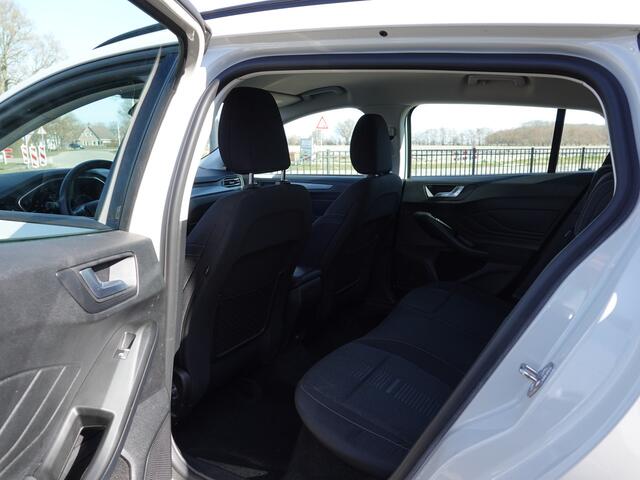 Ford FOCUS Wagon 1.0 EcoBoost 125PK Active Business ELEK. TREKH. | WINTER PACK | LMV | NAVI