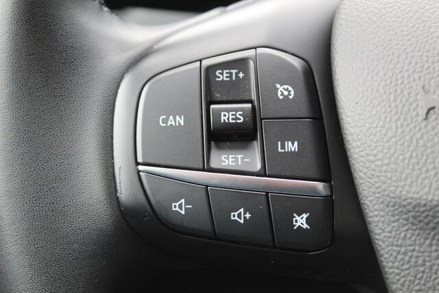 Ford FOCUS Wagon 1.0-125pk EcoBoost Mild-hybrid Titanium. Mooie, ruime, luxe en comfortabele Ford Focus wagon ! Volautm. airco dual, camera, stoel-, stuur- en voorraamverw., easy entry/easy go, cruise control, Isofix, side- en lane assist, parkeersensoren v+a, LM wi