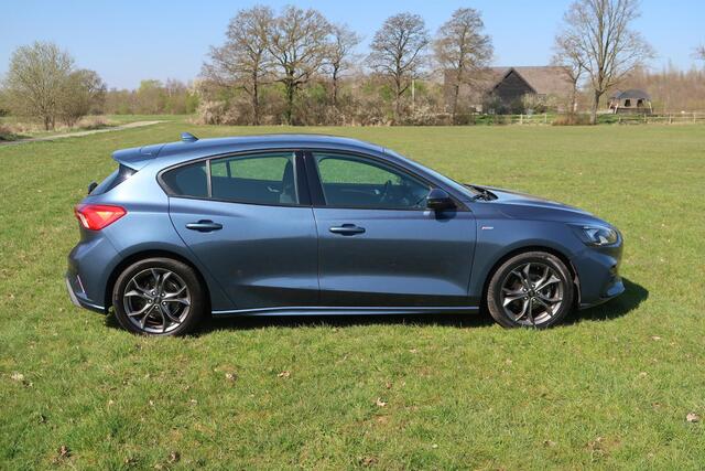 Ford FOCUS 1.0 EcoBoost Titanium Business