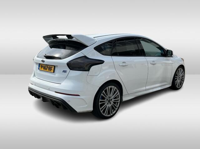 Ford FOCUS 2.3 RS / Milltek / Recaro Schaalstoelen / Camera / 19'' / Stuurverwarming / DAB / Cruise Control