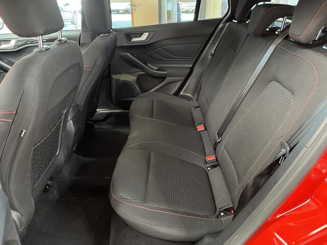 Ford FOCUS Wagon EcoBoost Hybrid 155 pk ST Line | Pano | Winter Pack | Camera | Adapt. cruise | Camera | Draadloos Apple Carplay |