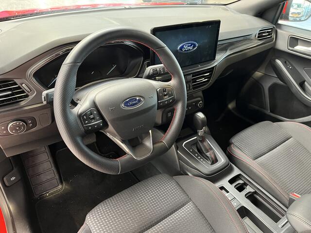 Ford FOCUS Wagon EcoBoost Hybrid 155 pk ST Line | Pano | Winter Pack | Camera | Adapt. cruise | Camera | Draadloos Apple Carplay |