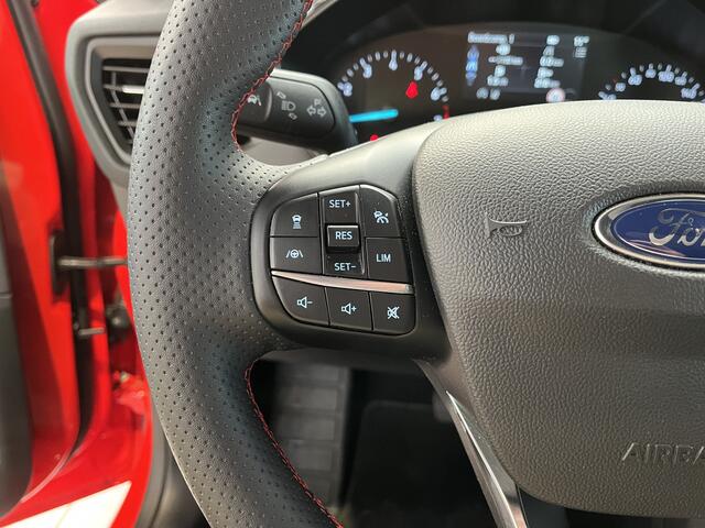 Ford FOCUS Wagon EcoBoost Hybrid 155 pk ST Line | Pano | Winter Pack | Camera | Adapt. cruise | Camera | Draadloos Apple Carplay |