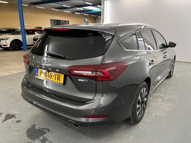Ford FOCUS Wagon 1.0 EcoBoost Hybrid Titanium Style | Winter Pack | Camera | Navigatie | Cruise control | Privacy glass | NIEUW MODEL