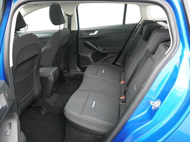 Ford FOCUS Wagon EcoBoost Hybrid 155 pk Active | AUTOMAAT | Pano | Winter Pack | B&O | Adapt. Cruise | 4 seiz. banden | garantie tm 2028