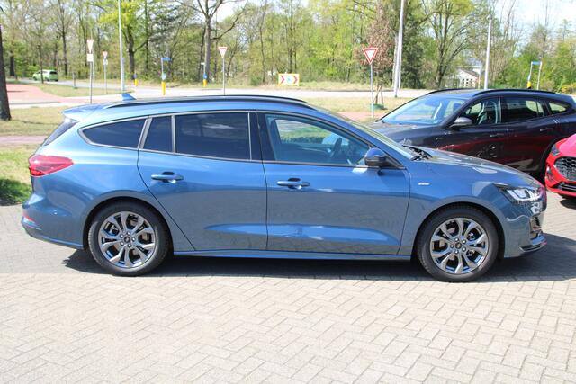 Ford FOCUS Wagon 1.0 EcoBoost Hybrid 155 PK AUTOMAAT ST- Line TREKHAAK | COMFORT STOELEN | BLIS | CAMERA