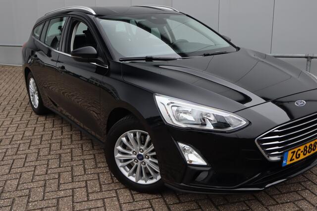 Ford FOCUS 1.0 EcoB. Tit. Bns | Geen Import | Trekhaak | Navi