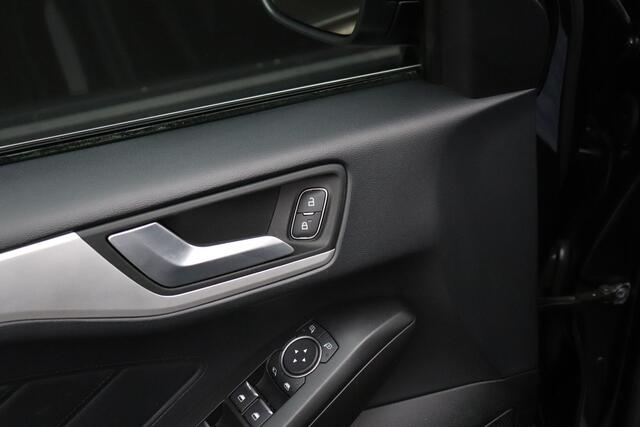 Ford FOCUS 1.0 EcoBoost Trend Edition Business | NAVIGATIE | LMV | AIRCO