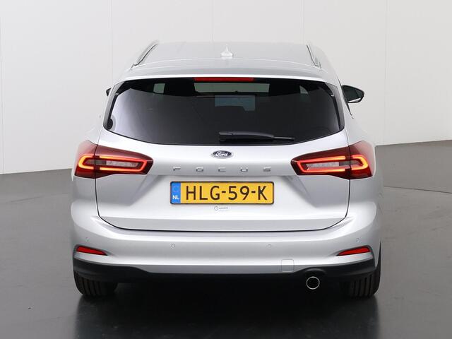 Ford FOCUS Wagon 1.0 EcoBoost Hybrid Titanium