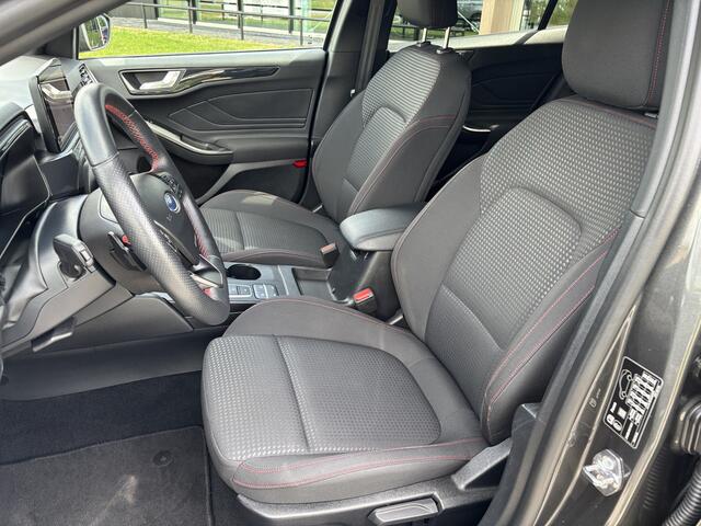 Ford FOCUS Wagon 1.5 EcoBoost 150PK ST Line X Navi I Camera I Cruise