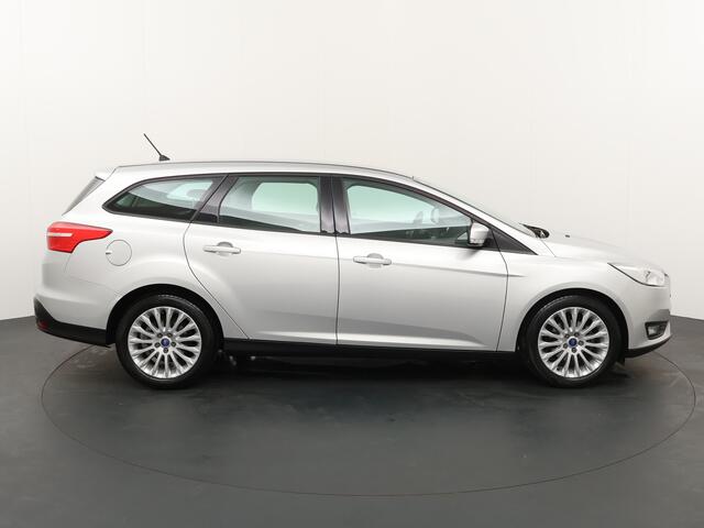 Ford FOCUS Wagon 1.0 125PK Lease Edition Wagon | Navigatie | Sync 3 | 17-inch | ISOFIX | Zeer zuinig |