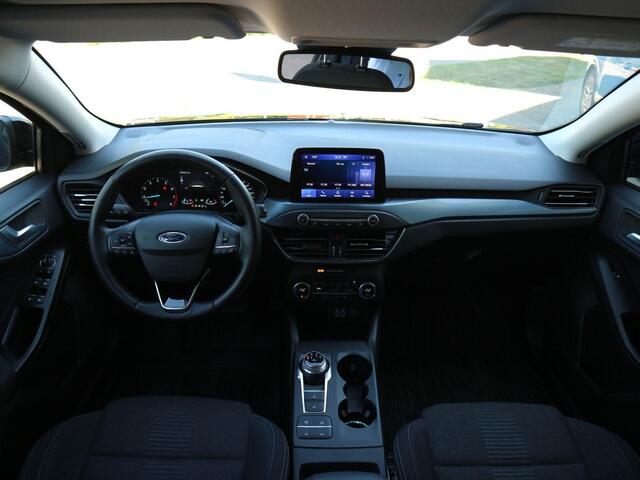 Ford FOCUS 1.0 EcoBoost Hybrid Active * NAVI * CAMERA * WINTERPAKKET *