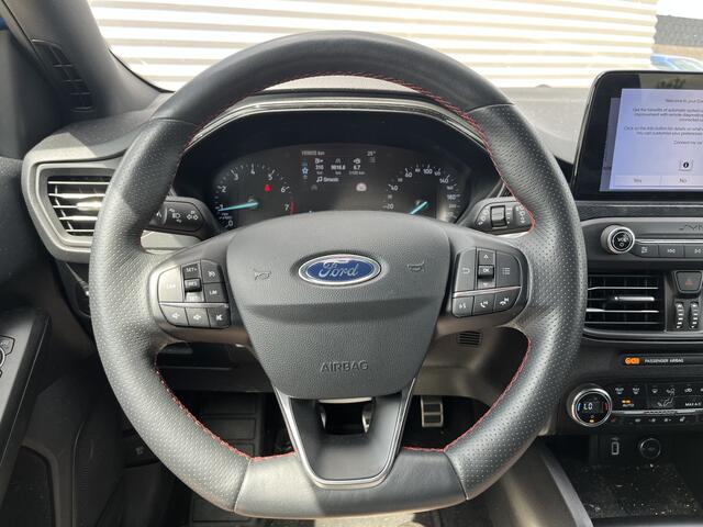Ford FOCUS Wagon 1.0 EcoBoost ST Line Business | Nieuw Binnen | Cruise | Winterpakket | Sensoren