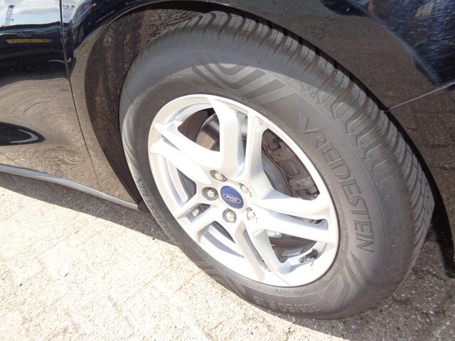 Ford FOCUS Wagon 1.0 EcoBoost Trend Edition Business Airco, Navigatie, Carplay, PDC v+a ,LM velgen