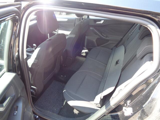 Ford FOCUS Wagon 1.0 EcoBoost Trend Edition Business Airco, Navigatie, Carplay, PDC v+a ,LM velgen