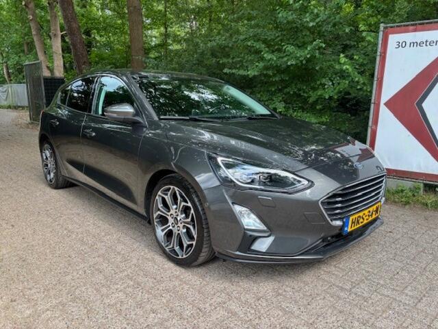 Ford FOCUS 1.0 TITANIUM**DAB//19inch//Carplay**