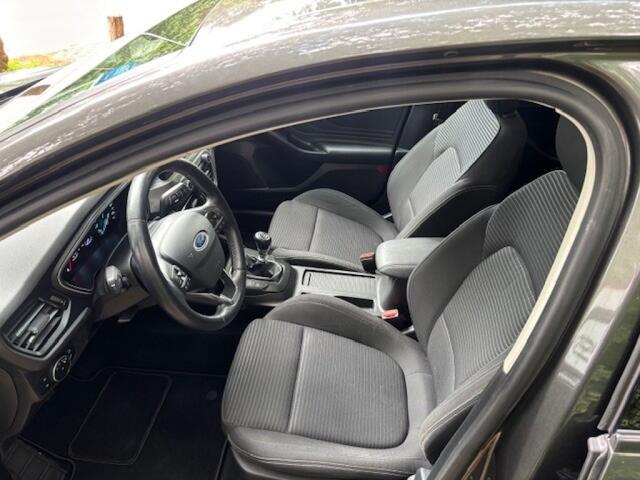 Ford FOCUS 1.0 TITANIUM**DAB//19inch//Carplay**