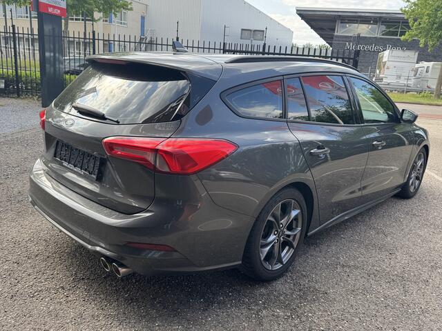 Ford FOCUS Wagon 1.0 EcoBoost ST Line // NAVI // PDC // CRUISE // LED // BLUETOOTH // AIRCO