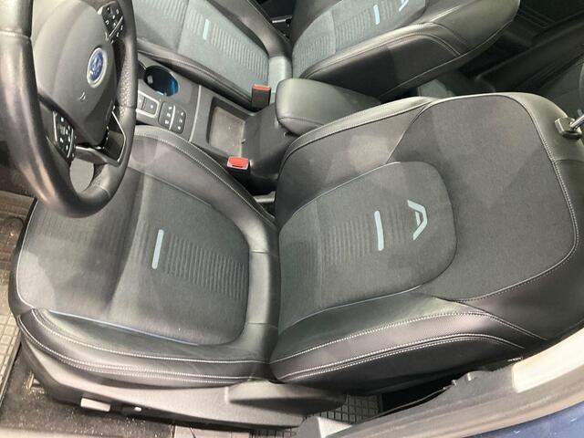 Ford FOCUS Wagon 2.0 EcoBlue Active Business 150pk | Panoramadak | Wegklapbare trekhaak | Adaptive cruise control | Bang&Olfusen | Head up Display | Full LED | 2 bandensets | 1.600kg trekgewicht