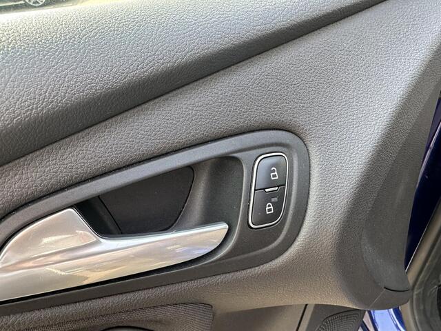 Ford FOCUS 1.0 Titanium Sport, zeer nette auto, volledig onderhouden!