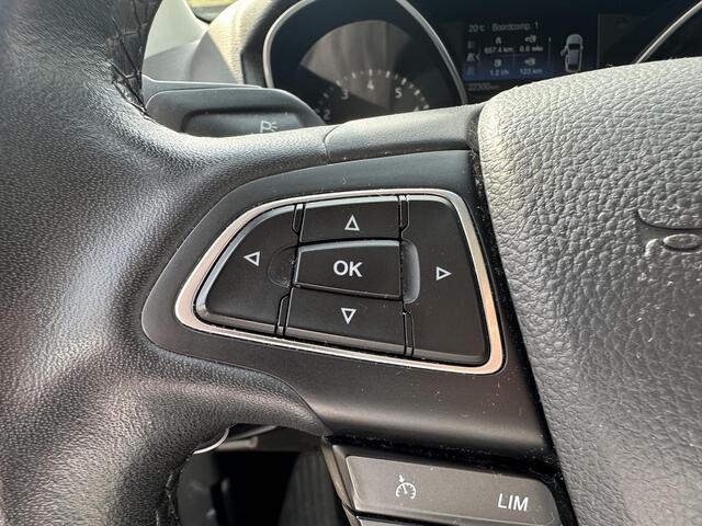 Ford FOCUS 1.0 Titanium Sport, zeer nette auto, volledig onderhouden!