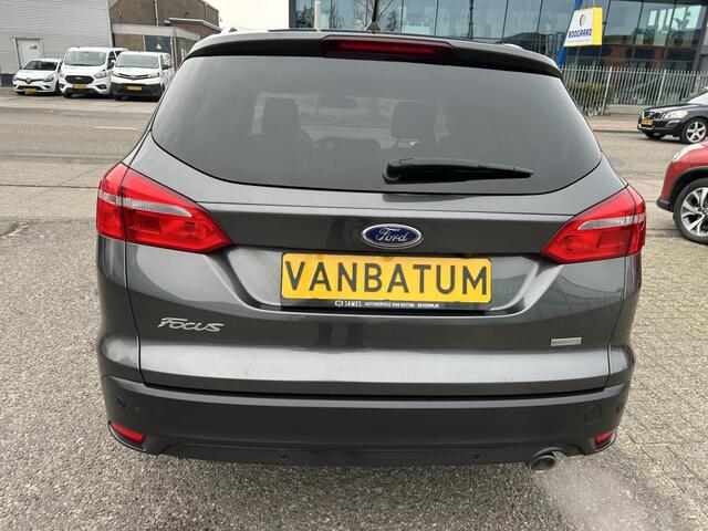 Ford FOCUS 1.5 Titanium Automaat