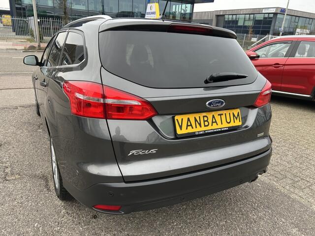 Ford FOCUS 1.5 Titanium Automaat
