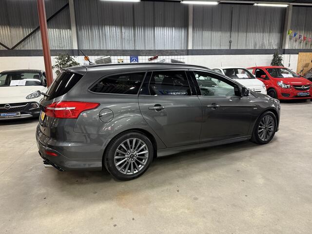 Ford FOCUS Wagon 1.0 ST-Line