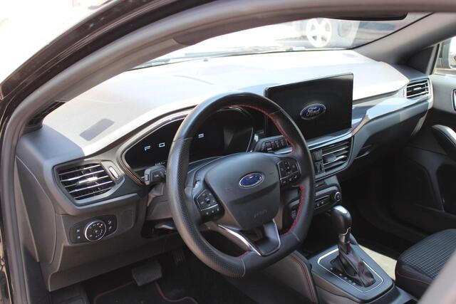 Ford FOCUS 1.0 EcoBoost Hybrid ST Line X Navi/Carplay, Winterpack, Camera, 18" Automaat!