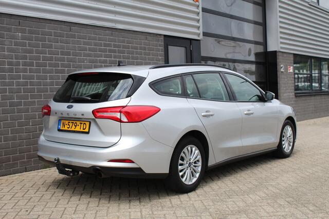 Ford FOCUS Wagon 1.0 EcoBoost Trend Edition Business / Clima / Trekhaak