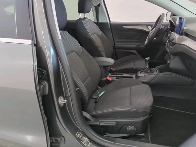 Ford FOCUS Wagon 1.0 EcoBoost Titanium X Business NL AUTO | TREKHAAK | CAMERA | PANO |