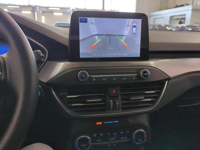 Ford FOCUS Wagon 1.0 EcoBoost Titanium X Business NL AUTO | TREKHAAK | CAMERA | PANO |