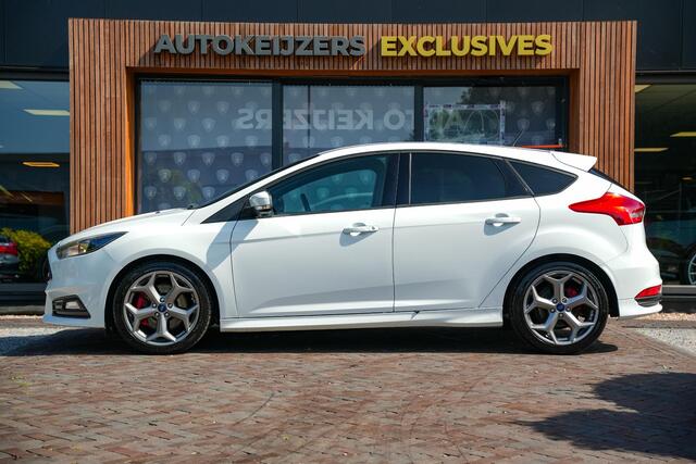 Ford FOCUS 2.0 ST-3 Keyless Stuurverw. Cruise Clima 18''LM