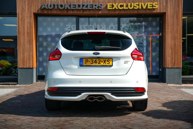 Ford FOCUS 2.0 ST-3 Keyless Stuurverw. Cruise Clima 18''LM