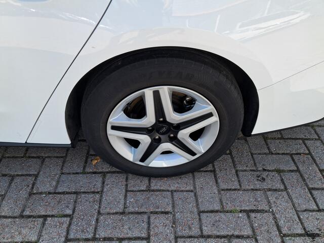 Ford FOCUS Wagon 1.0 EcoBoost Hybrid!! Connected | Clima | Cruise control | Navigatie | 1e Eigenaar | BTW auto | RIJKLAARPRIJS INCL 12 MAANDEN GARANTIE EN BEURT