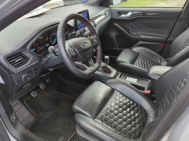 Ford FOCUS Wagon 1.5 EcoBoost ST Line Business NL AUTO | CARPLAY | CAMERA | LEDER |