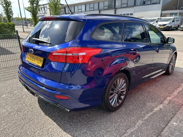 Ford FOCUS 1.0 ST-Line