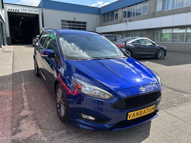 Ford FOCUS 1.0 ST-Line